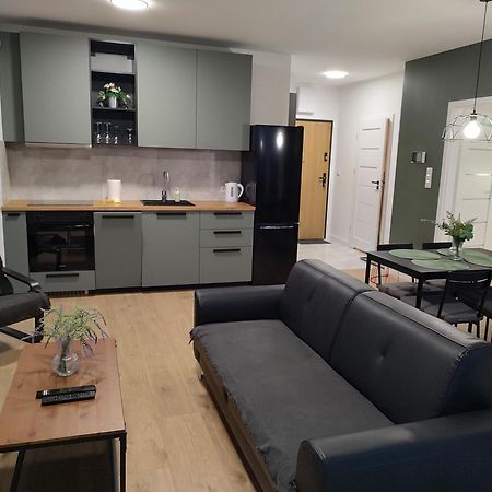 New Apartment Krakowska - Przestronny, Z Widokiem, Czysto, Parking, Balkon Rzeszow Dış mekan fotoğraf